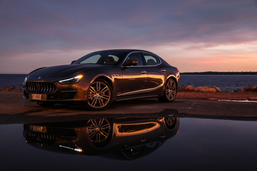  Maserati Ghibli S GranLusso 2017 года  (фото 34 из 45)